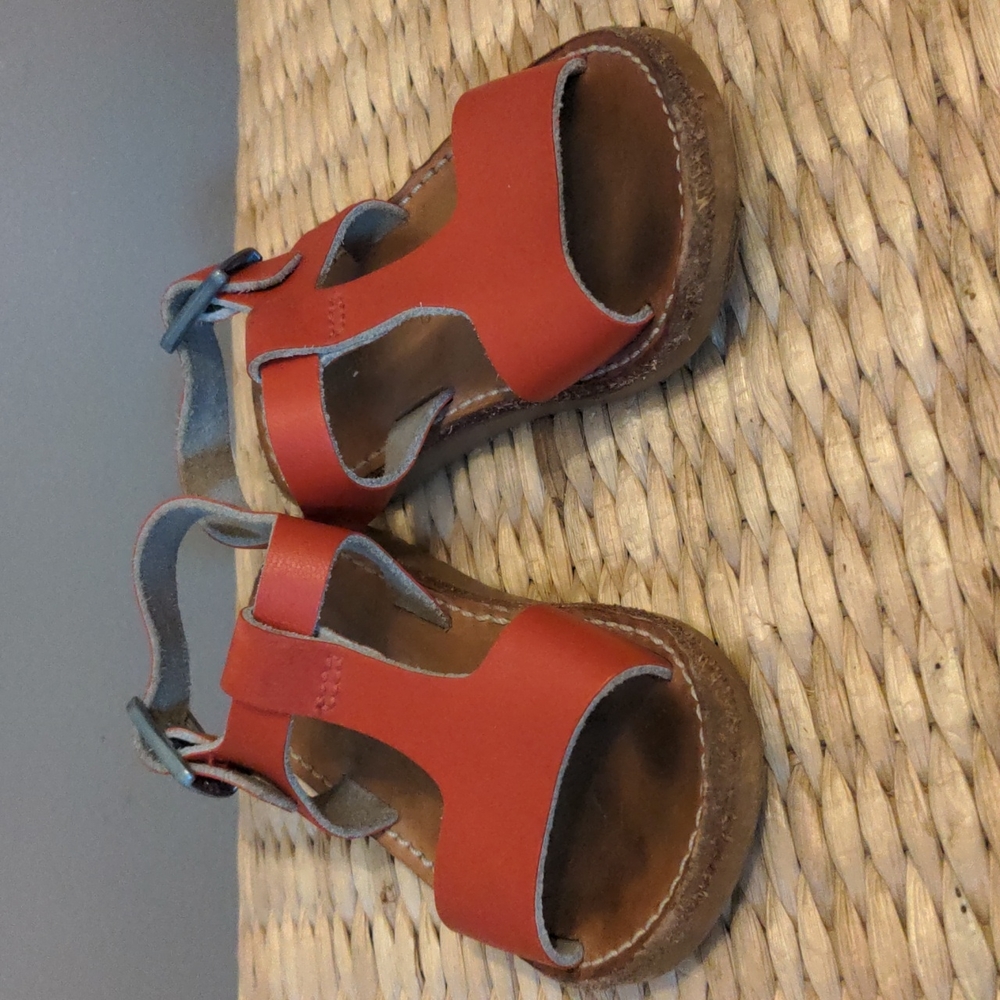Freshly Picked sandals, size 4